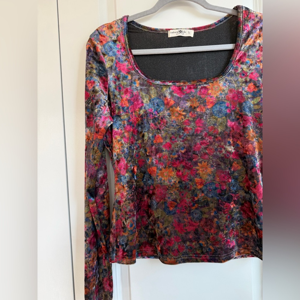 Natural Life Danielle Square Neck Velvet Top Dark Floral Garden Size Large - Picture 4 of 11